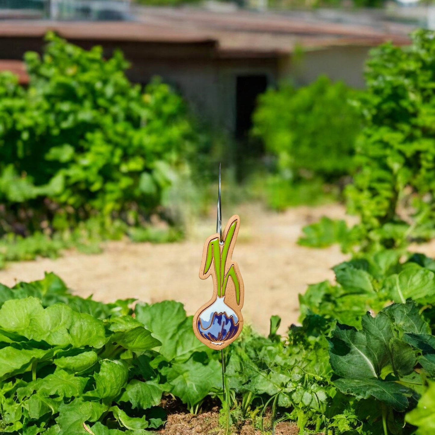 Yellow or Purple Onion Garden Marker Ornament w/ Wire Stake